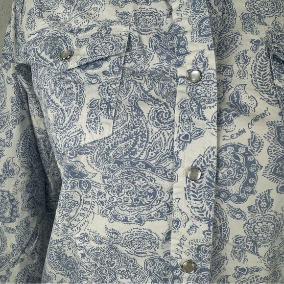 CEDAR ROSE  Women Small Long Sleeve Pearl Snap Western Shirt Blue Paisley Floral - Picture 5 of 13